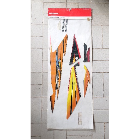 Lis Body-Sticker-Striping-Stripping-Stripe Honda Supra X 125 D 2005-2006 Kuning Orange Original AHM