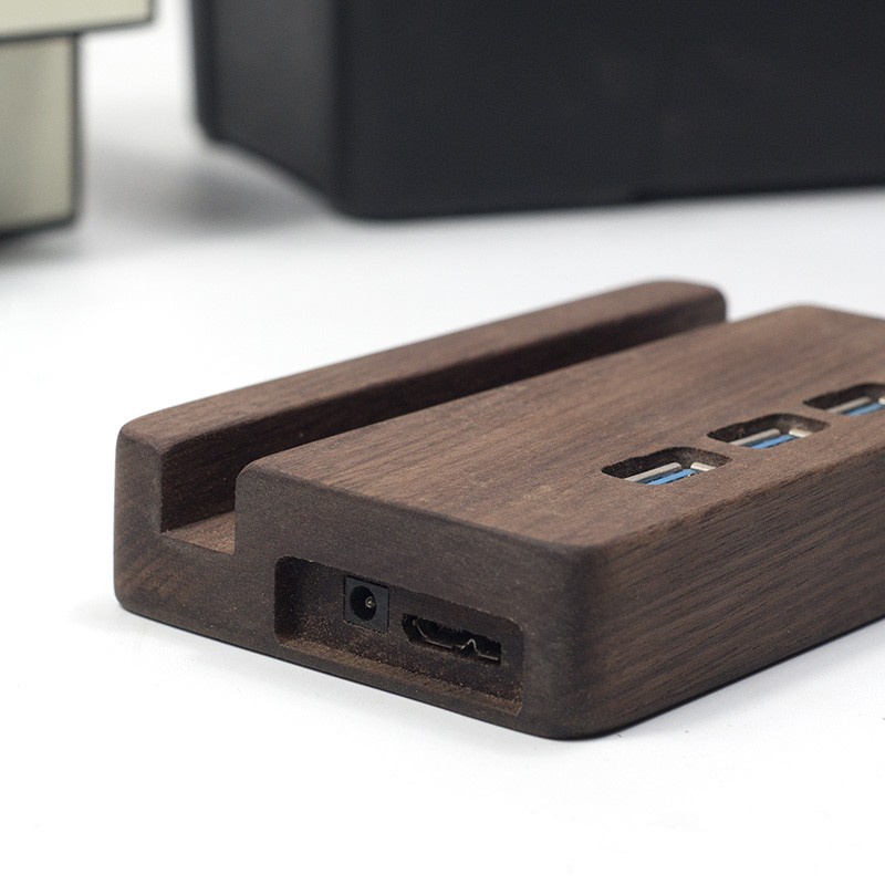 ACES Destkop Phone Stand with Build in USB Hub Extension 3.0