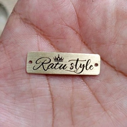 

label plat hijab besi