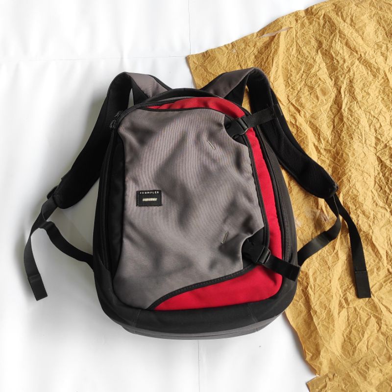 Crumpler dry red 5 backpack