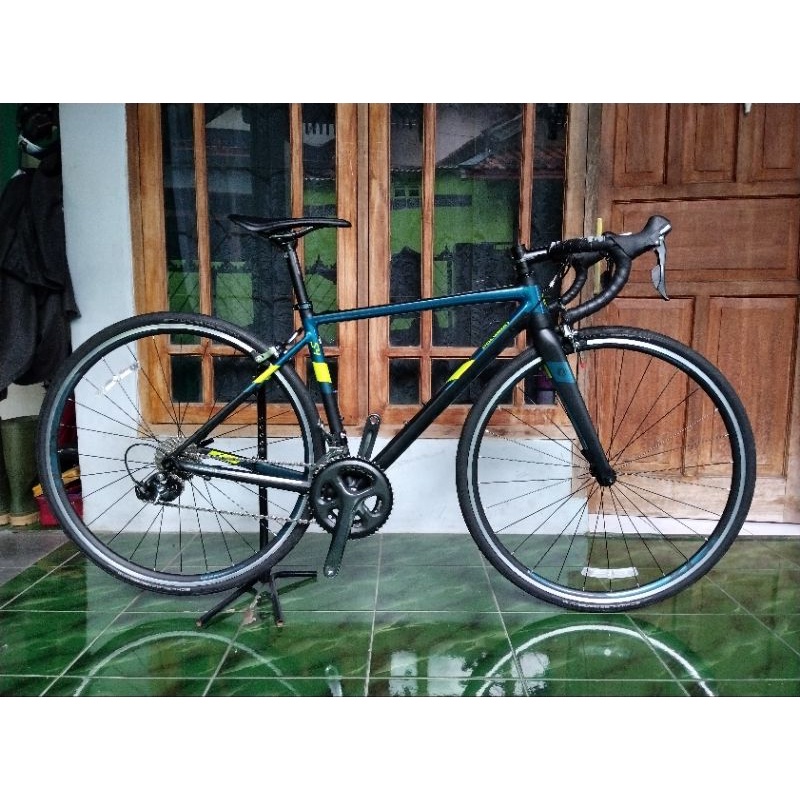 Polygon Strattos S4 Size S 2021 Roadbike Sepeda Balap Road Bike