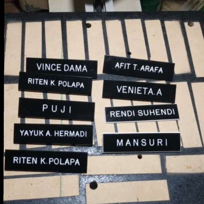 

Name Tag Gravir #Original