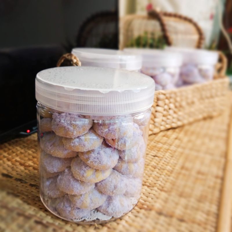 

Kue Kering Putri Salju Taro Univo