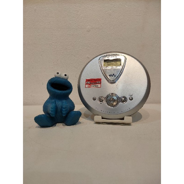 Discman SONY D-NE300 / Portable Walkman CD Audio Player