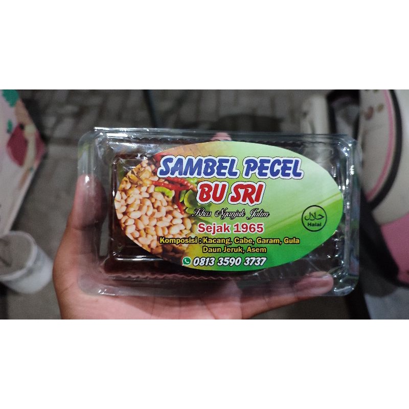 

Sambel Pecel Bu Sri khas Nganjuk, Tanjunganom sejak 1965 "HALAL".