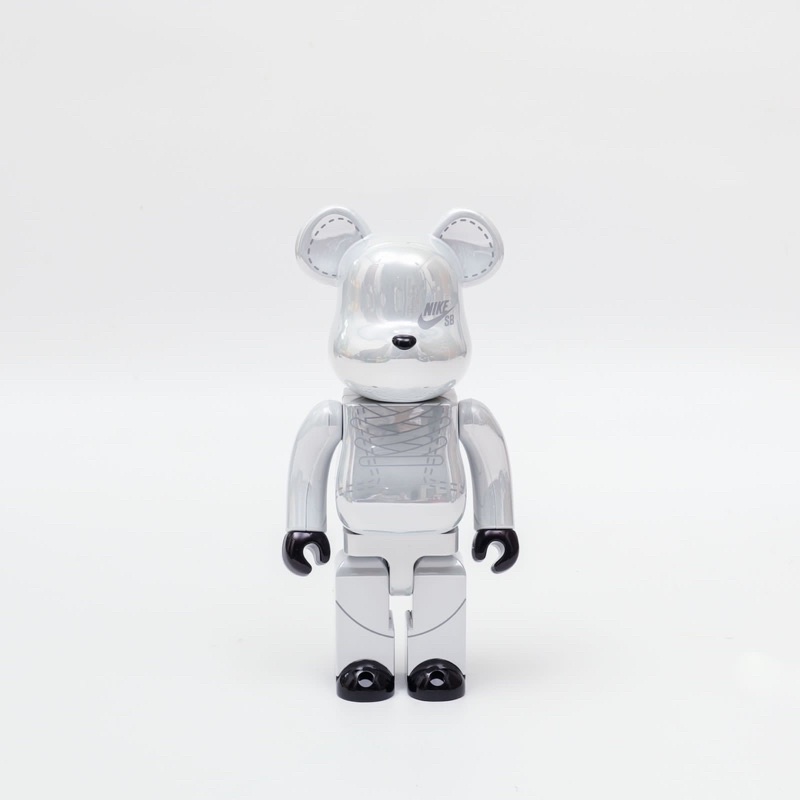 Bearbrick x Nike Sb Dunk 2020 100% &amp; 400%