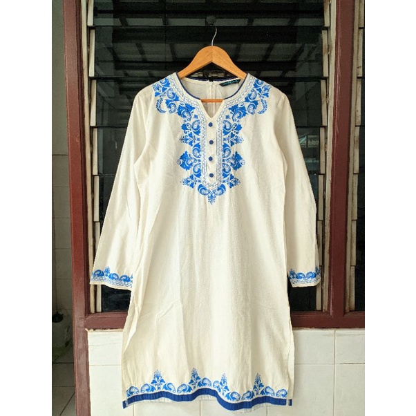 Preloved Tunik Blouse Wanita Contempo size XL Putih Bordir Biru