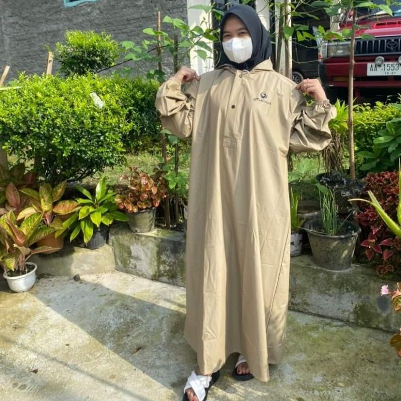 Jas Hujan Gamis Muslimah Anti Air Raincoat Syar'i