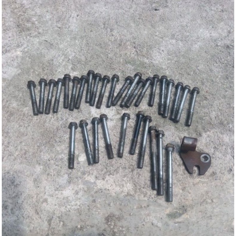 baut set krengkes mesin tiger revo