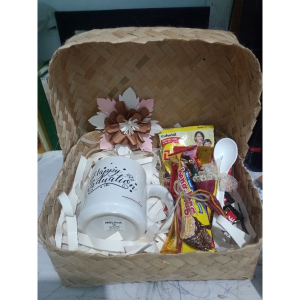 Hampers Mug Cemilan