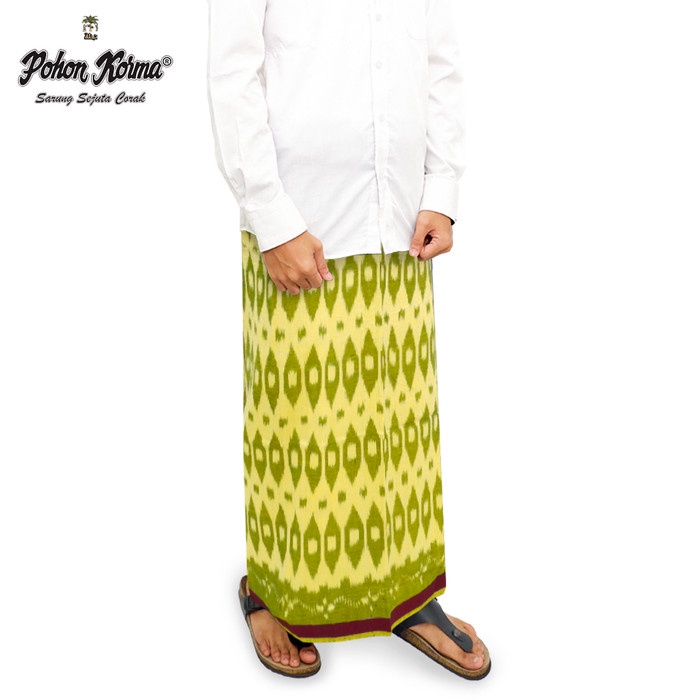 Sarung Pohon Korma Goyor Pohon Korma Kuning 2