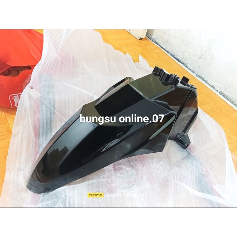 SPAKBOR DEPAN XEON GT 125 HITAM
