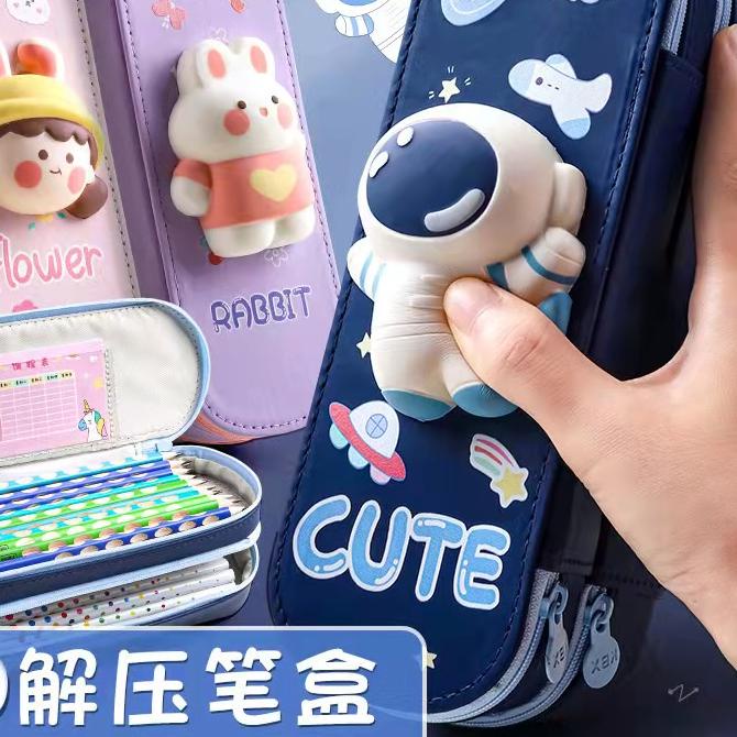 

HR6♛ KOTAK PENSIL SQUISHY / TEMPAT ALAT TULIS BONEKA SQUISHY / SQUISHY / TEMPAT PERALATAN SEKOLAH Paling Baru
