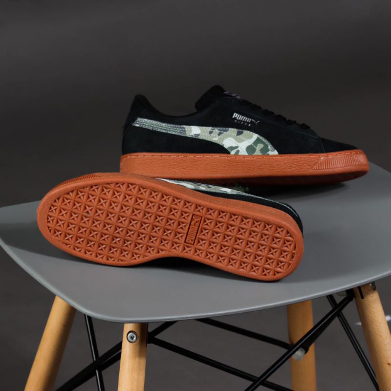 Sepatu Sneakers Suede Black Camo Original OEM Sneakers Pria