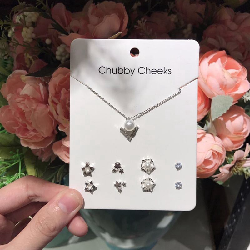 Korea Trendi Zirkon Liontin Kalung 4pasang Anting Pejantan Fashion Perhiasan Set Sederhana Warna Perak Klavikula Rantai Telinga Stud Set