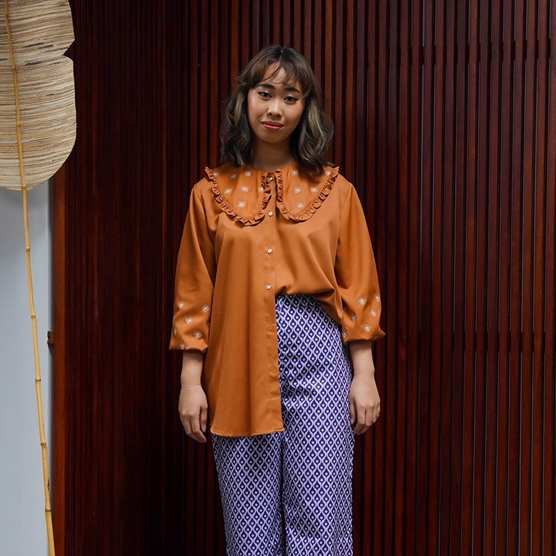 Ilene Top Brown Aleza Label