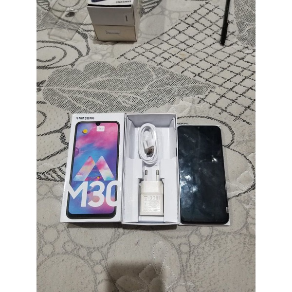 SAMSUNG M30 SECOND 4/64GB DUAL SIM EX GARANSI RESMI SEIN FULLSET