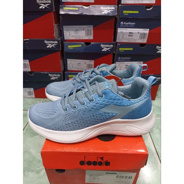 DIADORA EDOLO Sepatu Wanita Biru