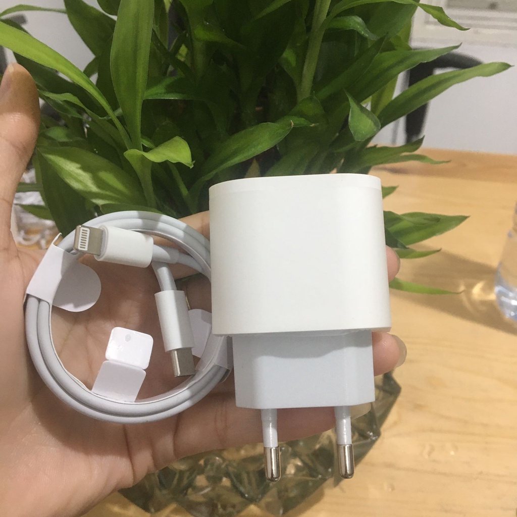 kompatibel for CHARGER iphone  kaki 3 12 PRO 13 pro  FAST CHARGING 20W X/ XR/ X cocok untuk charger iphone casan travel adaptor