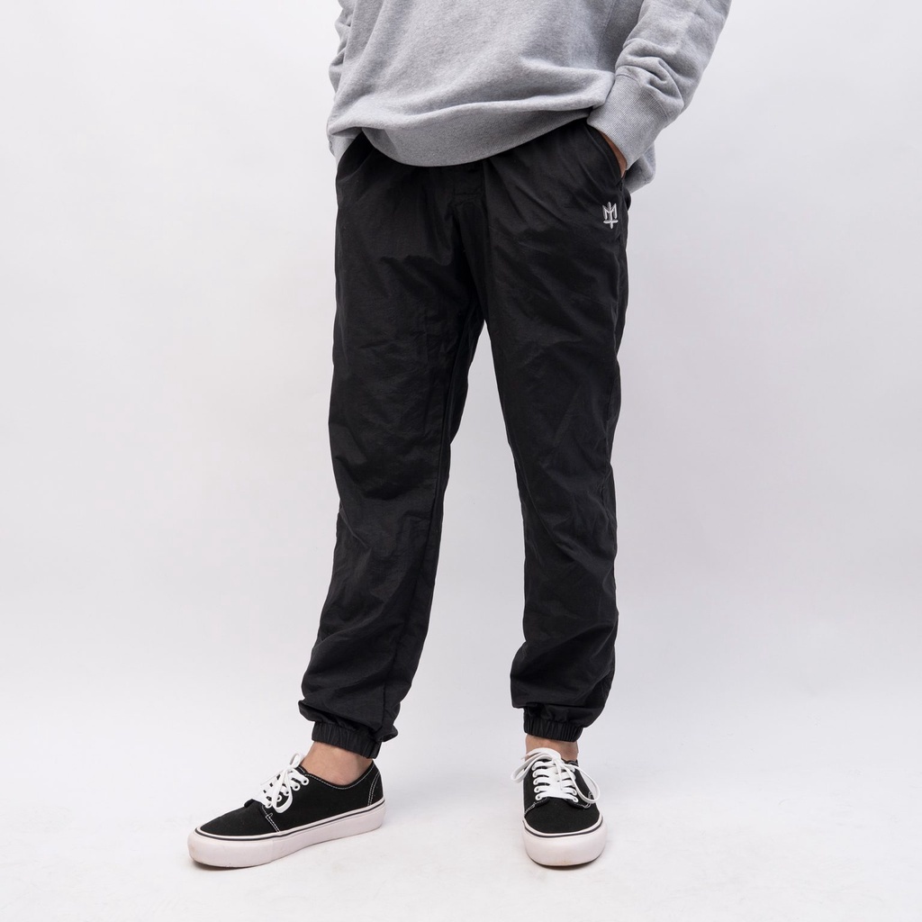 CELANA PANJANG JOGGER MATERNAL DISASTER | LEONS