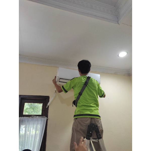 Jasa Pemasangan AC/ Bongkar Pasang/ Service AC /Jual Beli Unit Baru/Second