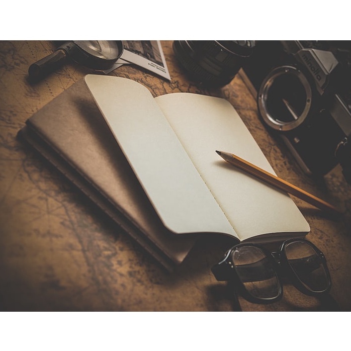 

Buku Tulis Polos Notepad Putih