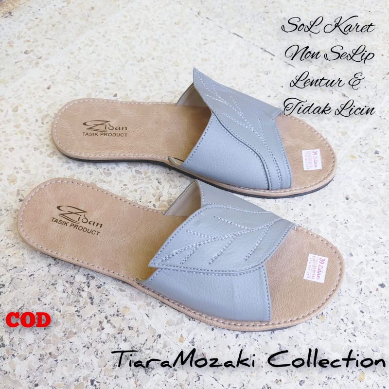 Sandal Kulit Wanita Papirut Sendal Slop Slide Flat Nonslip Motif Daun