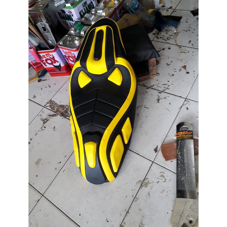 sarung jok motor supra x 125 fi/karbu custom retro
