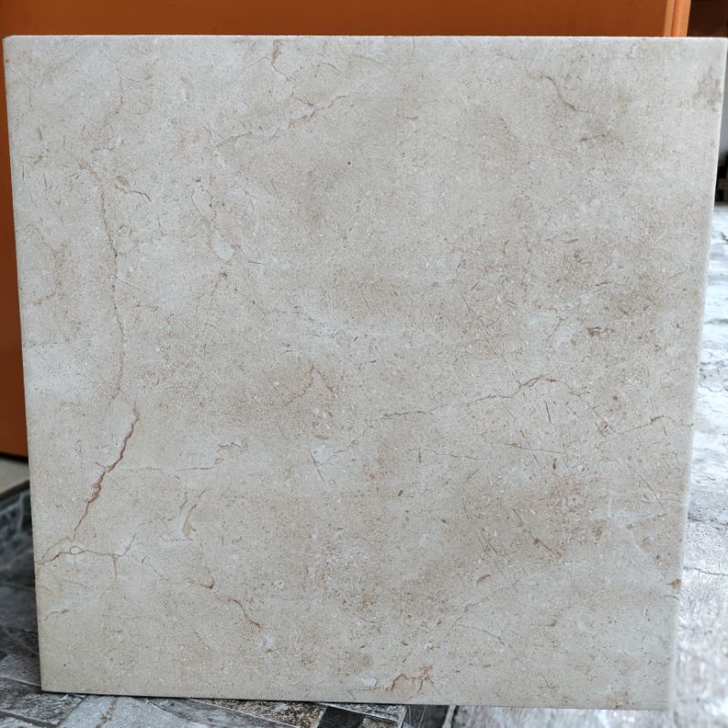 KERAMIK 40x40 CARARA MATT CREAM SALUR CARARA mul