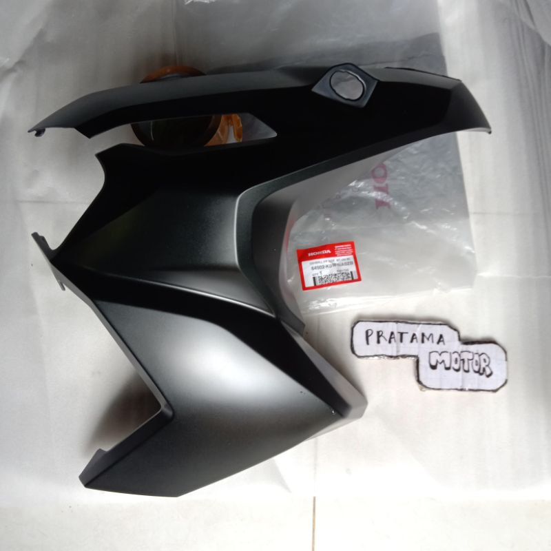 Cover Sayap Kiri atau Garnish Kiri Hitam Doff atau TOUGH MATTE BLACK ADV 160 ORIGINAL Kode Part : 64