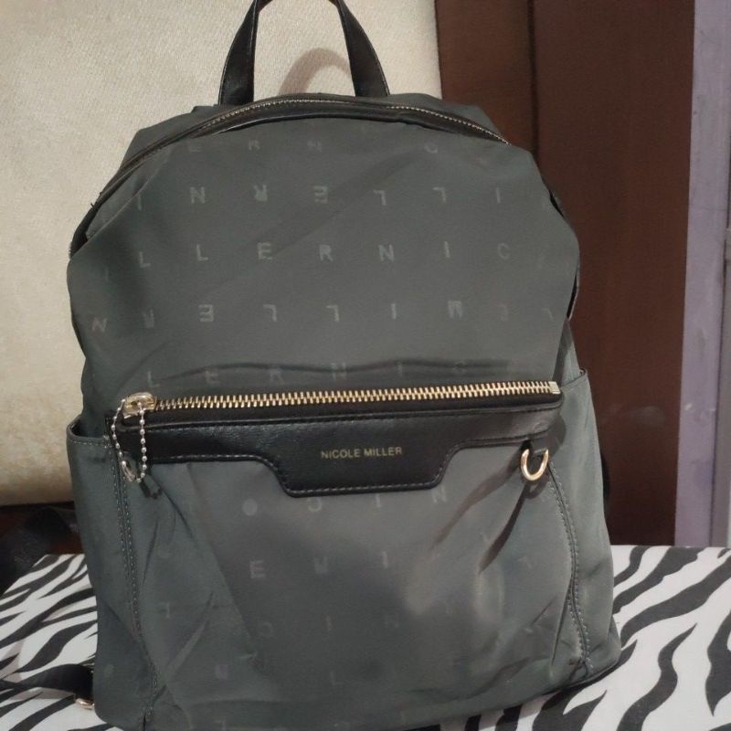 Preloved Ransel Nicole miller
