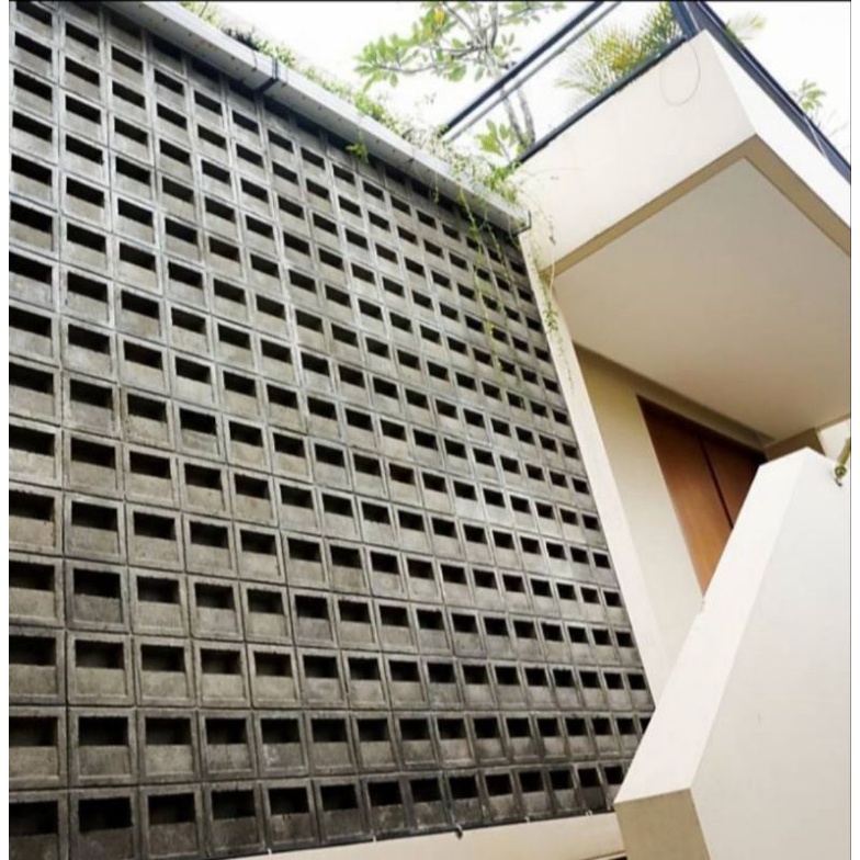 Roster/Loster Beton Minimalis Ventilasi udara