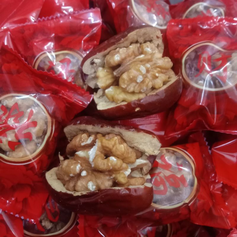 

250 Gram Zao Jia He Tao Ren ( kacang waknut mix angco )