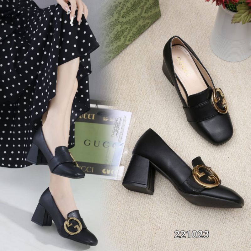 MUST HAVE HIGH BLOCK HEELS LEATHER SEMI ORI WITH PAPERBAG 221023