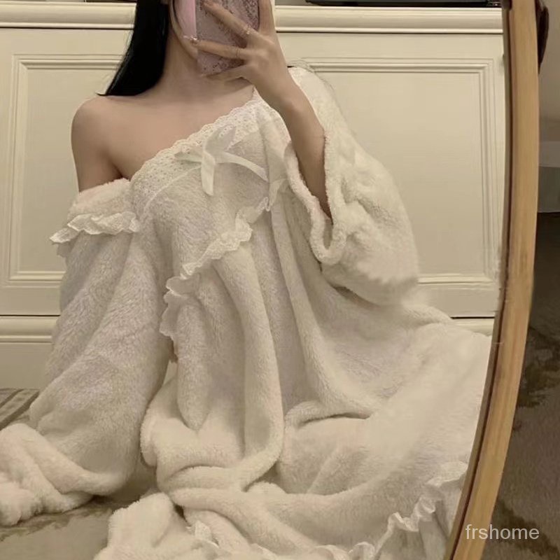 Busur dasi koral beludru piyama wanita musim dingin 2022 baju tidur panjang flanel manis baru yang d