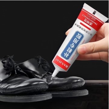 Lem Perekat Sepatu Bola Super Kuat 50ML