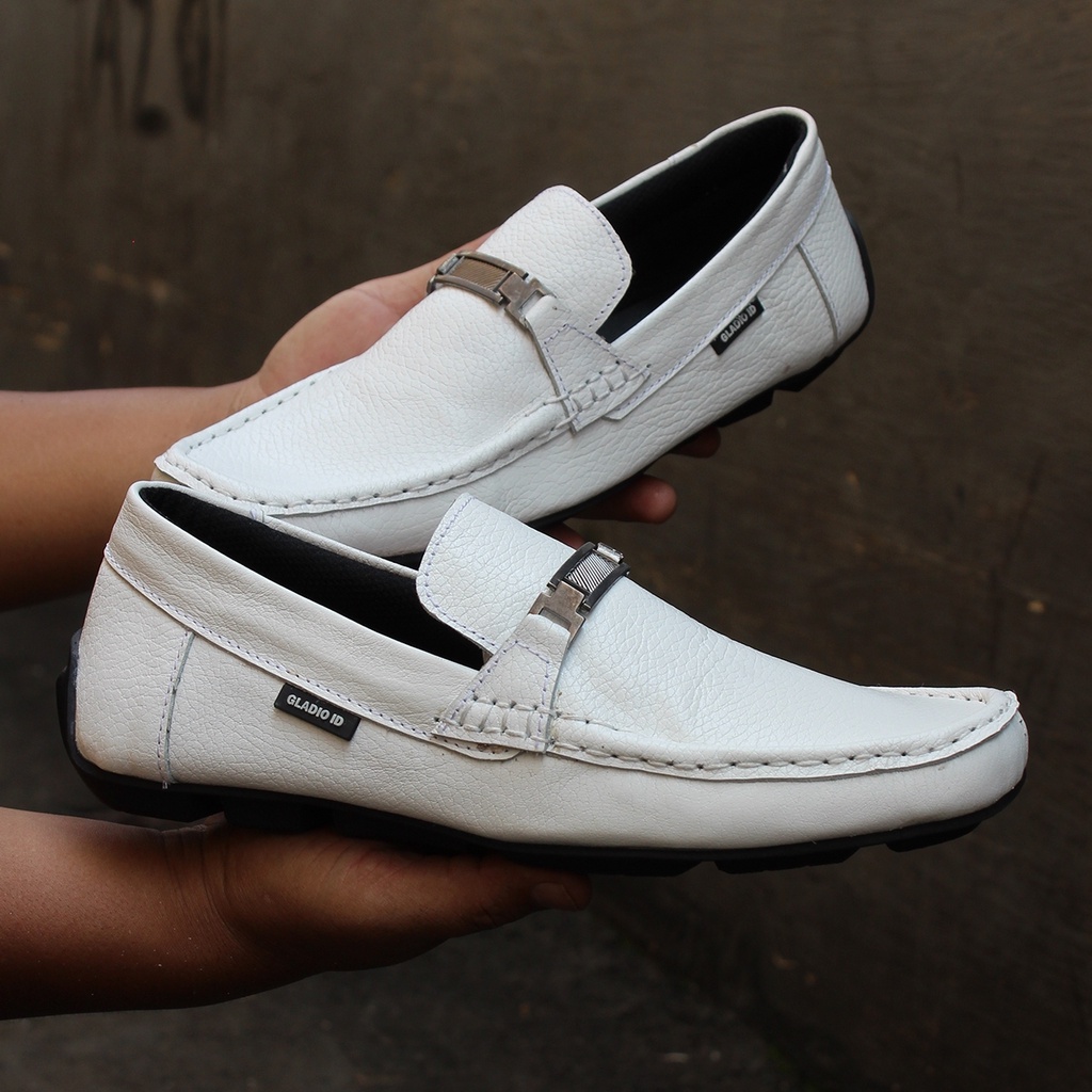 Sepatu Pantofel Putih Formal Loafers Pria Kerja Perawat Dokter