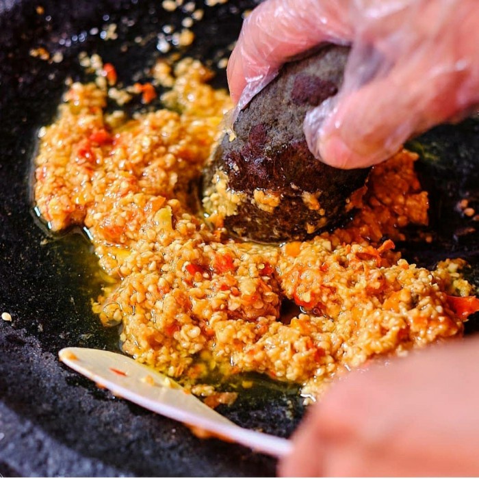 

TERMURAH KACANG METE / MEDE MENIR ( Baby Bit )