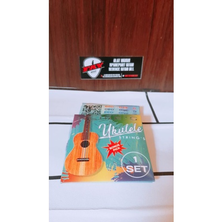 senar Ukulele 4 string