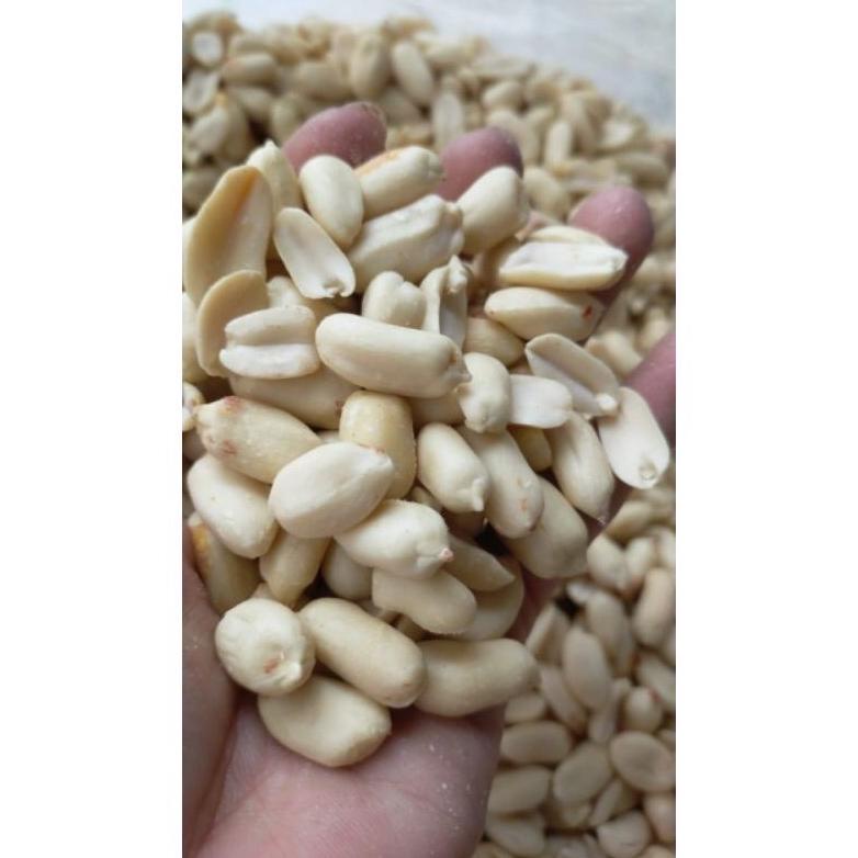 

[BAYAR DITEMPAT] Kacang Tanah Kupas Bersih Import 1 KG Jumbo Sedang Kecil