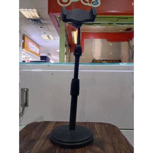 STANDING HANDPHONE
