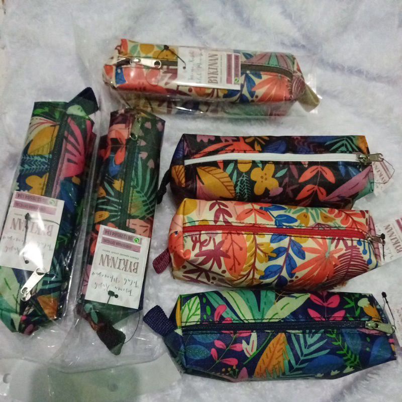 

KOTAK PENSIL / TEMPAT PENSIL Lucu Motif Spring Bykinan