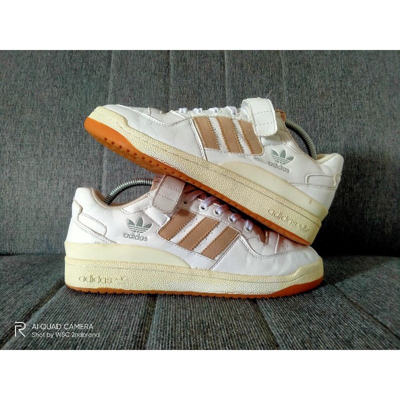 Adidas forum 84 low white beige - second brand original - size 42 - siap kirim - sepatu running - se