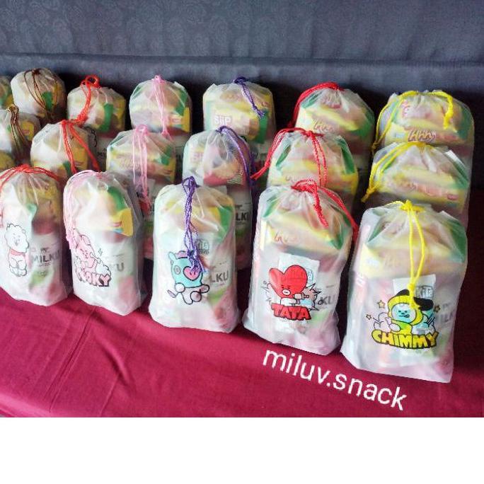 

Star 9.9 Paket Snack Ulang Tahun dengan tas pouch