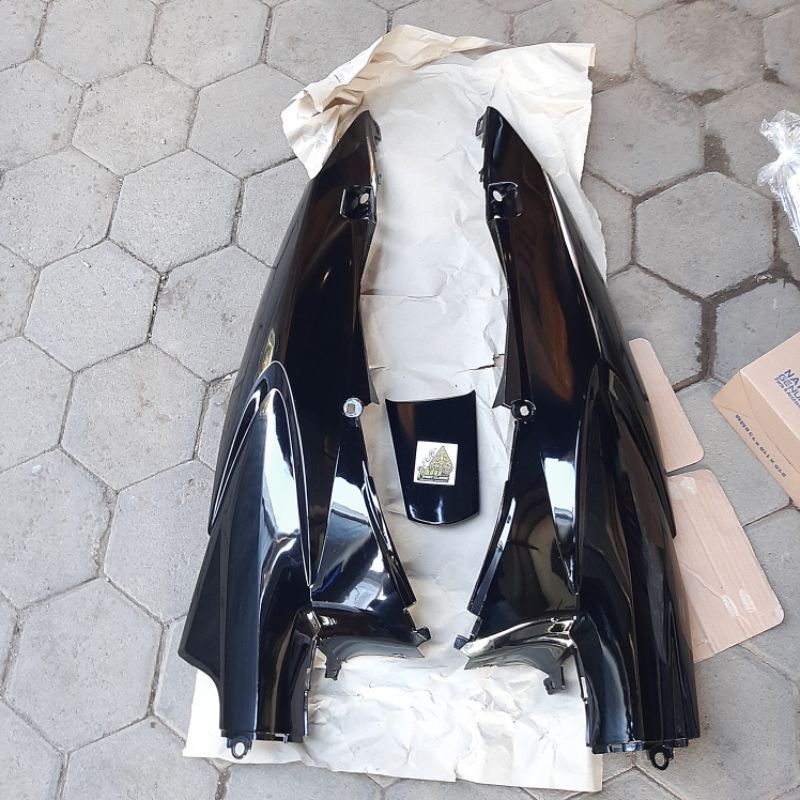 body kanan kiri Revo fit karbu