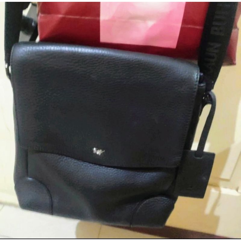 tas selempang pria branded original braun buffel