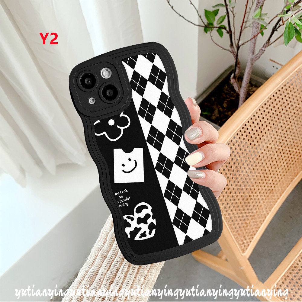 IPHONE Casing Kotak Kotak Kotak-Kotak Berlian Papan Catur Kompatibel Untuk Iphone11 14 13 12 Pro Max6 6s 8 7 Plus 14Plus XR X XS Max SE 2020 Kartun Monster Kecil Lembut TPU Bergelombang Penutup Tepi