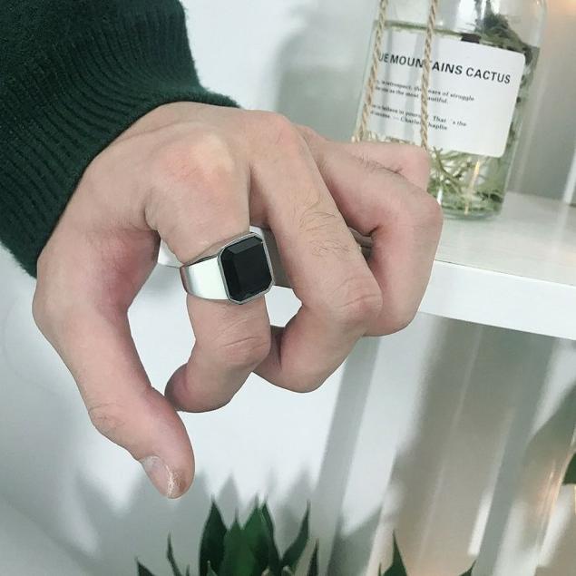 KODE-FR18 cincin BLACK ONYX akik batu casual not titanium pria wanita DESTRO KEREN Premium EKSLUSIF 