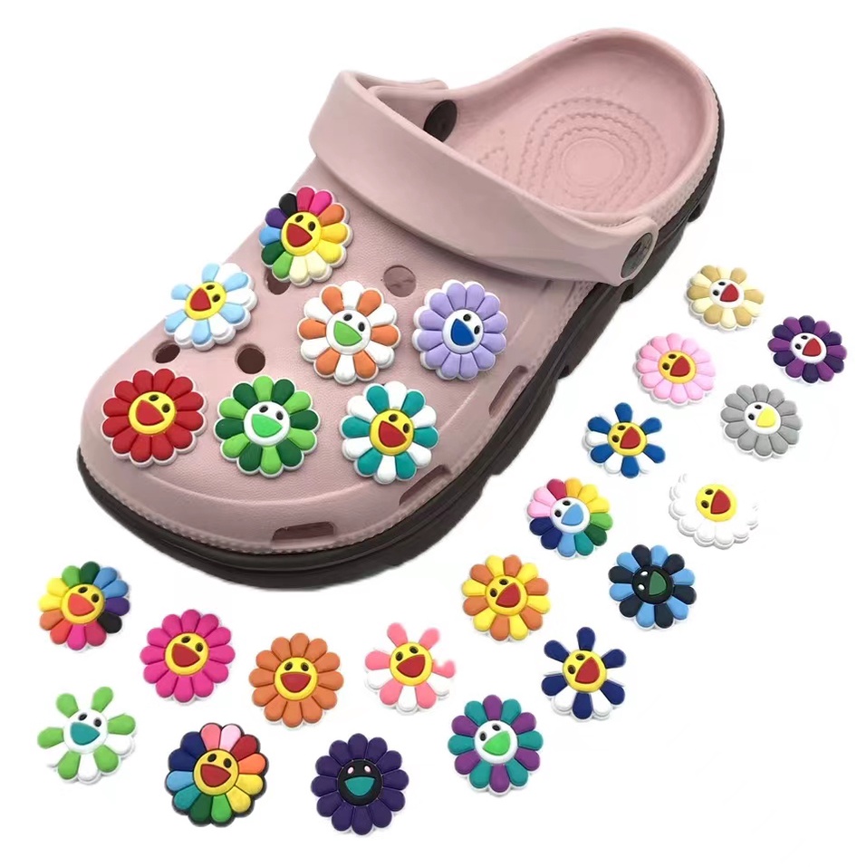 Pesona Sepatu Lucu Bunga Matahari PVC Croc Charms Aceessories Jibz Clogs Hadiah Anak