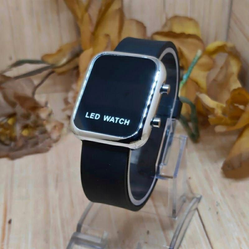 Jam Tangan Wanita LED WATCH Kekinian Kotak Model Digital Tahan Air Tali RUBBER  terlaris Free Batre Cadangan Bisa Cod